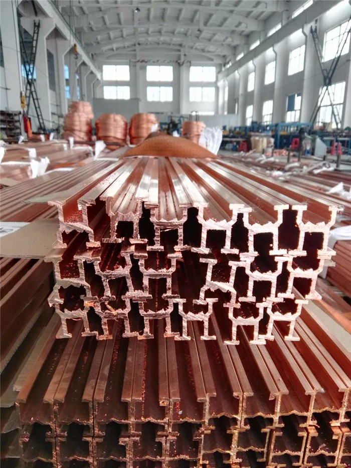 ����ĸ�߲�